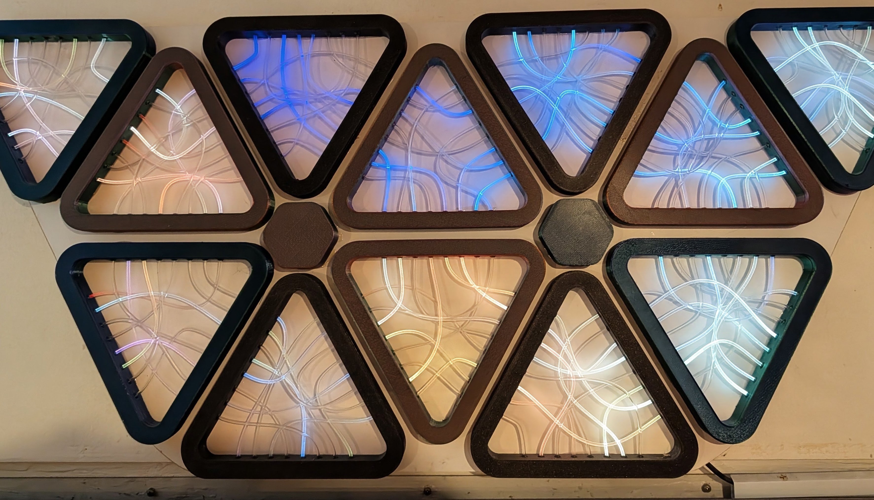 Fibre Triangles (2025)